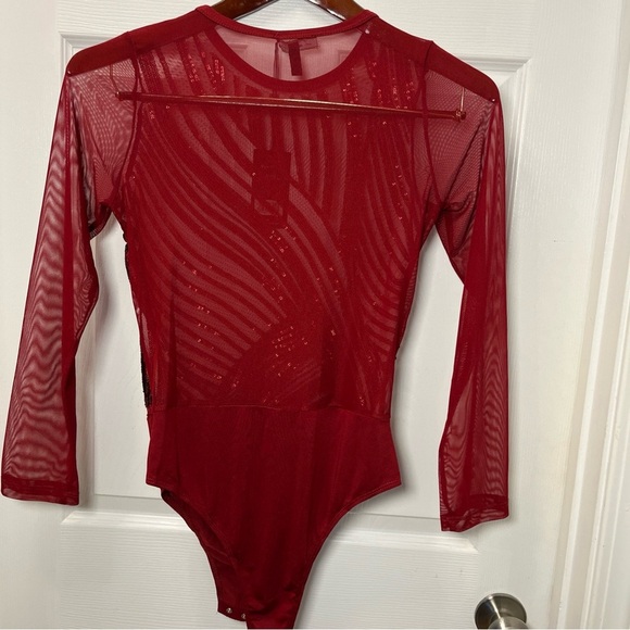 Love University Red Sequin Long Sleeve Bodysuit size Medium - Picture 6 of 9